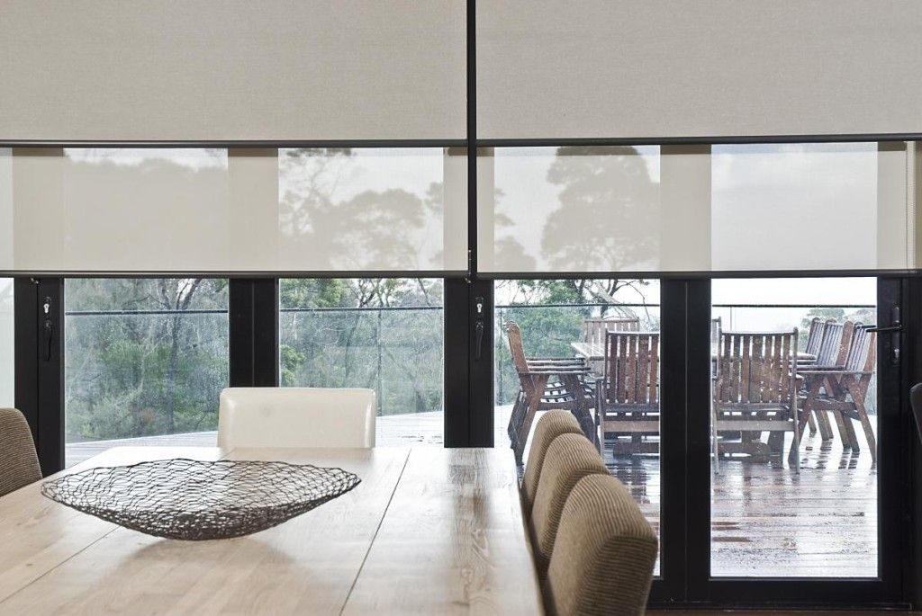 Image showing a sheer window blind and a blackout blinds in a dining room